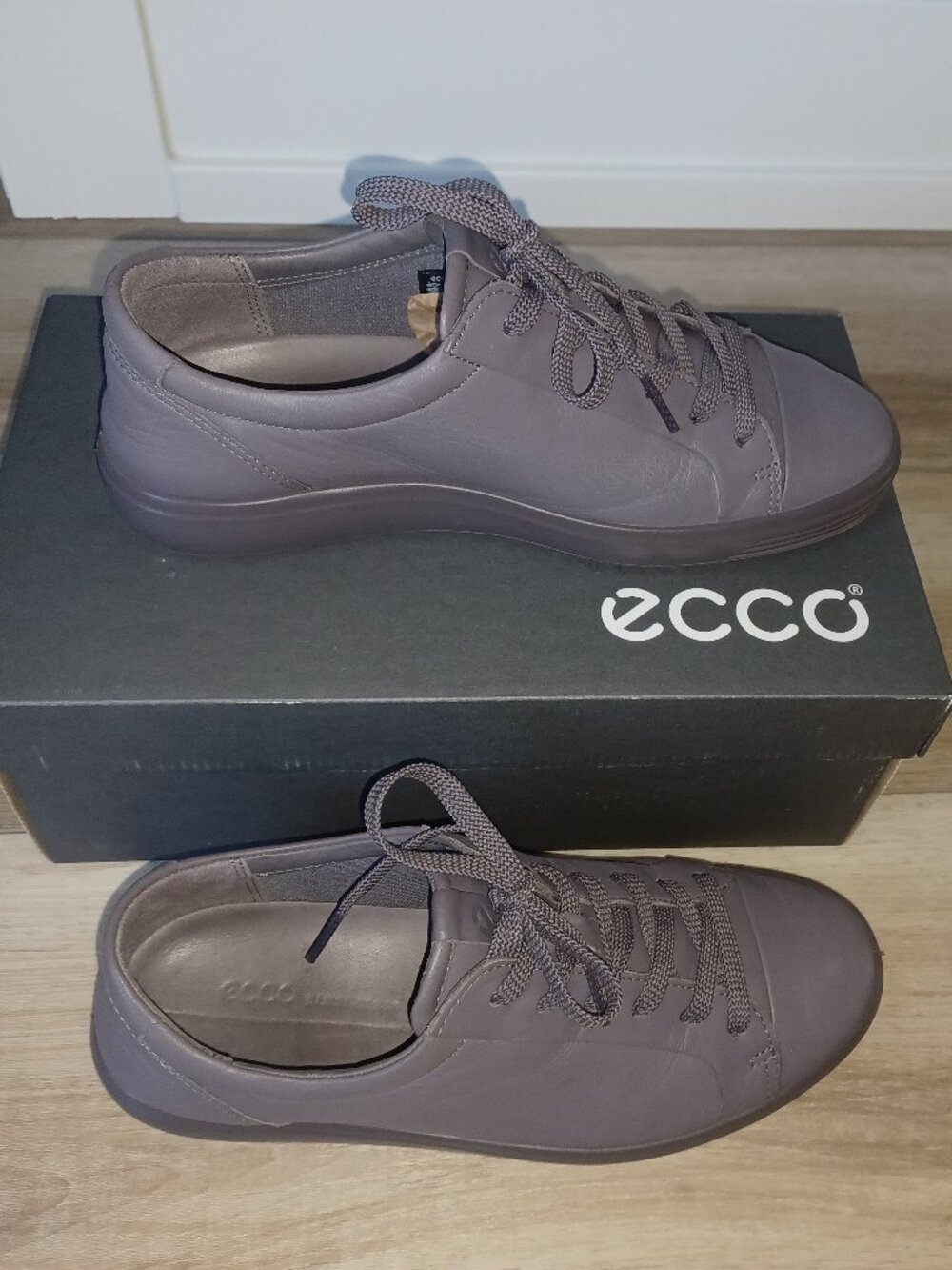 Ecco Soft 7 Women's Fashion Sneakers Size 8.5 (B)